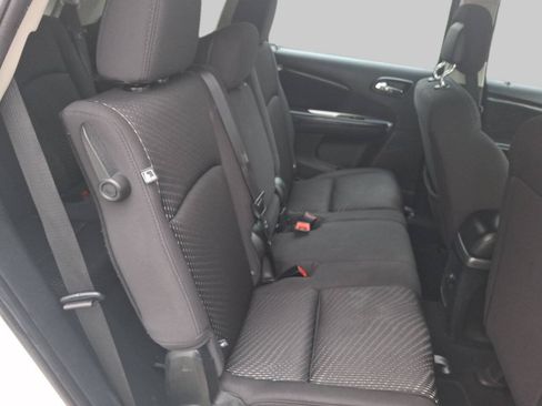 Used 2012 Dodge Journey American Value Package w/ Flexible Seating Group FWD image 6