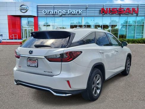 Used 2018 Lexus RX 350L FWD w/ Accessory Package image 2
