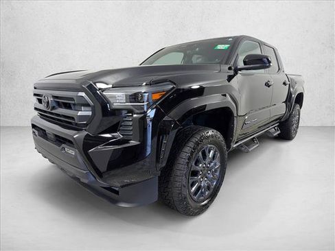 Used 2025 Toyota Tacoma SR5 RWD image 7
