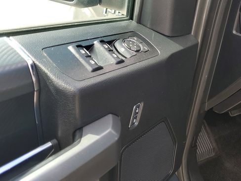 Used 2018 Ford F150 XLT w/ Equipment Group 302A Luxury image 18