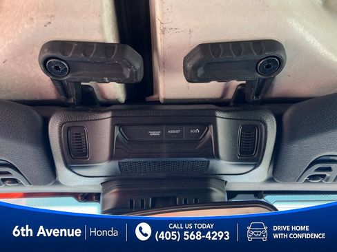 Used 2024 Jeep Wrangler Unlimited Rubicon 4xe AWD/4WD image 40