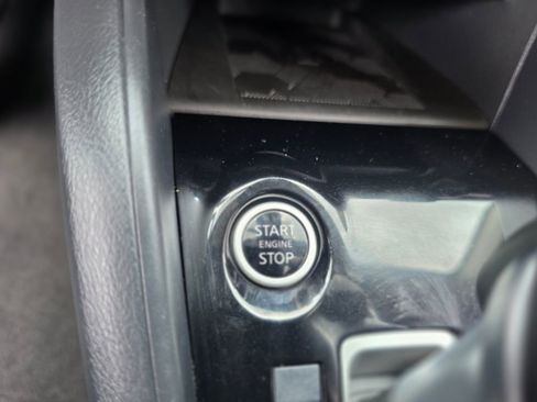 Used 2025 Nissan Versa SR w/ Trunk Package FWD image 32