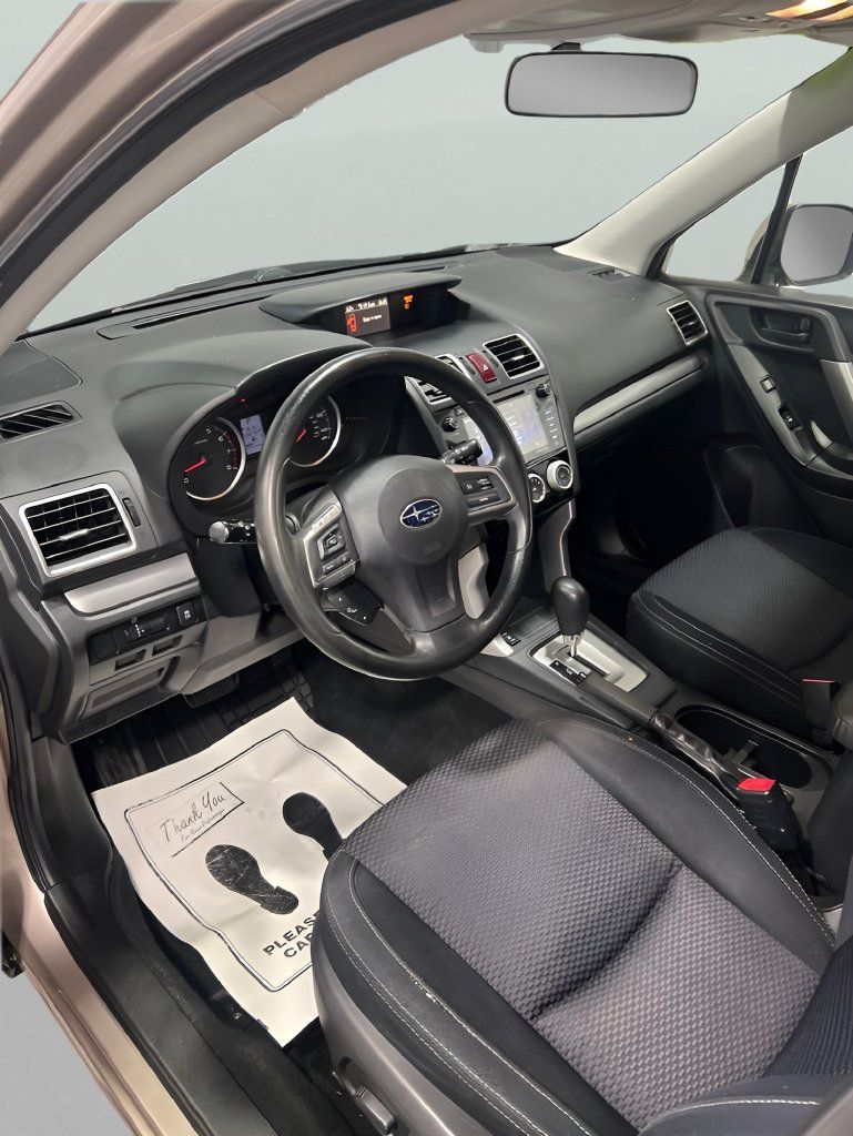 Used 2016 Subaru Forester 2.5i Premium w/ All-Weather Package AWD/4WD image 9