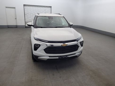 Used 2024 Chevrolet TrailBlazer LT w/ Convenience Package FWD image 14