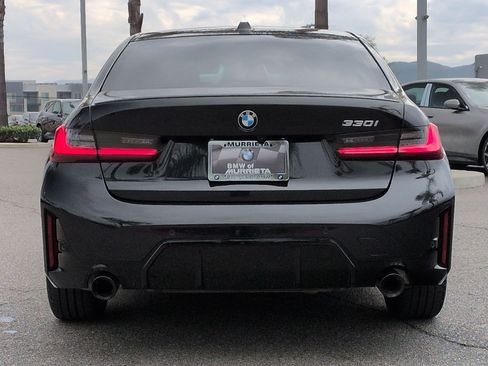 Used 2025 BMW 330i Sedan w/ M Sport Package image 9