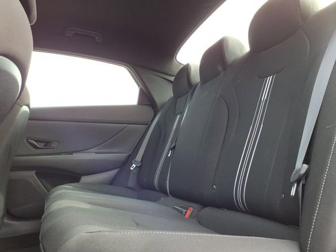 Certified 2025 Hyundai Elantra Sport image 13