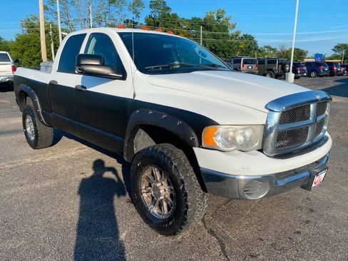 Used 2005 Dodge Ram 2500 Truck SLT w/ Trailer Tow Group AWD/4WD image 3