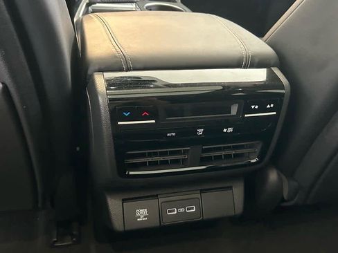 Used 2023 Acura MDX SH-AWD w/ Technology Package image 19