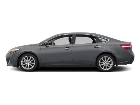 Used 2014 Toyota Avalon Limited w/ Technology Package FWD image 3
