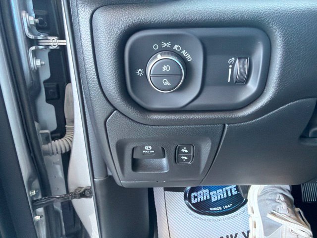Used 2024 RAM 1500 Big Horn AWD/4WD image 17