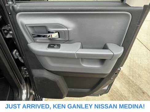 Used 2017 RAM 1500 Big Horn AWD/4WD image 19