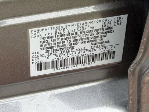 Used 2025 Nissan Sentra SV FWD image 26