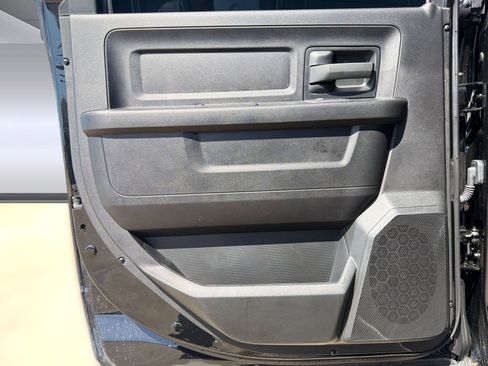 Used 2025 RAM 2500 Tradesman w/ Chrome Appearance Group AWD/4WD image 20