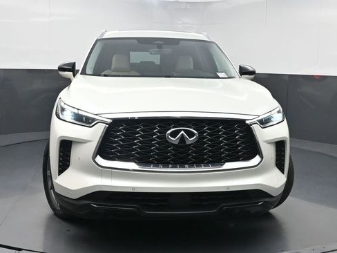 Used 2023 INFINITI QX60 Luxe w/ Performance Audio Package FWD image 44