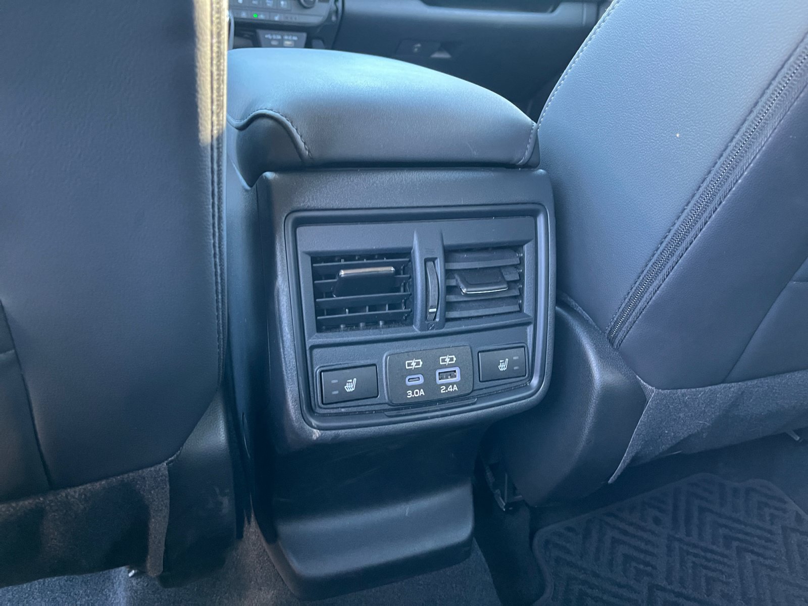 Certified 2026 Subaru Outback Limited AWD/4WD image 32