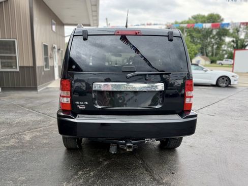 Used 2012 Jeep Liberty Sport AWD/4WD image 7