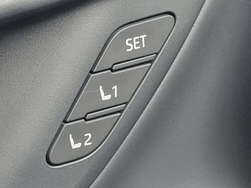 Used 2024 Toyota Crown AWD/4WD image 12