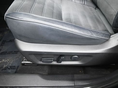 Used 2022 Mitsubishi Outlander SE image 15