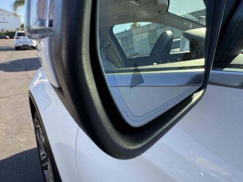 Used 2016 Mercedes-Benz GLC 300 image 36