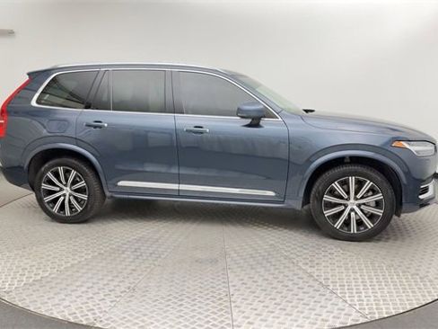 Certified 2022 Volvo XC90 T8 Inscription w/ Advanced Package image 9