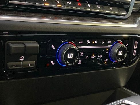 Used 2025 Chevrolet Silverado 1500 RST image 26