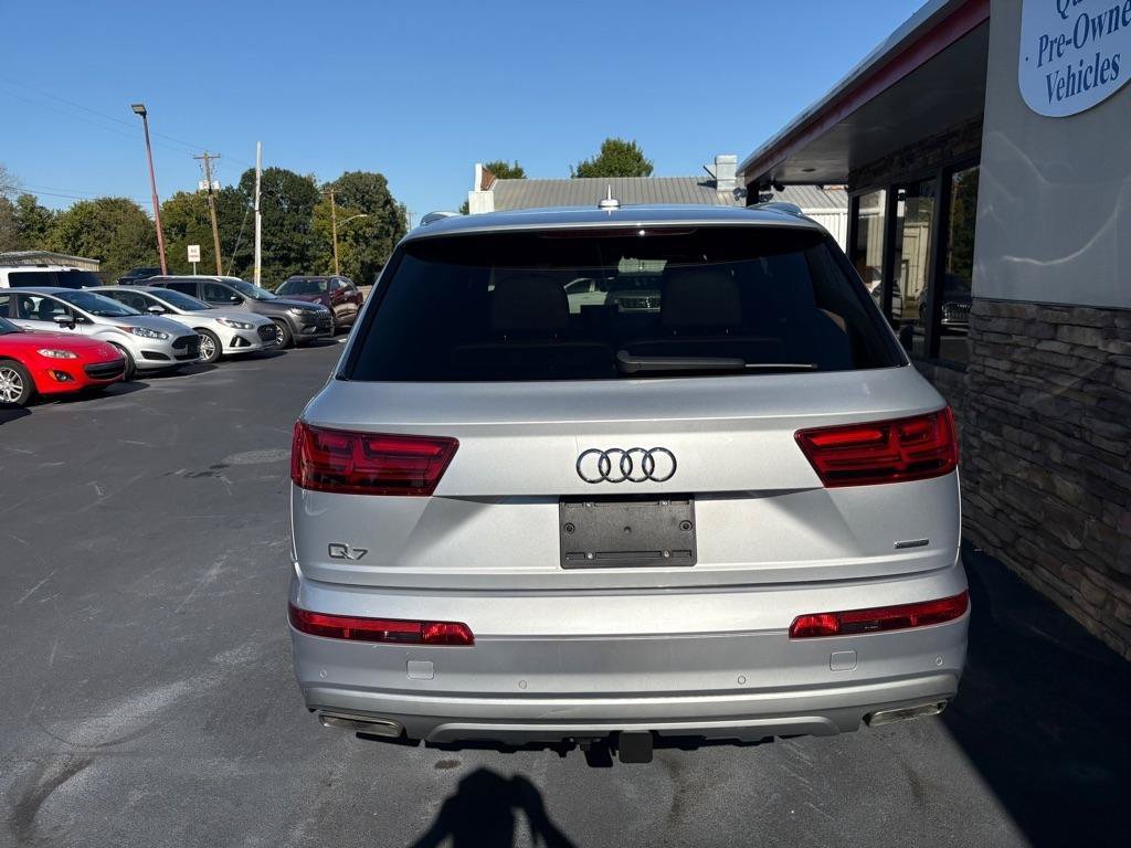 Used 2018 Audi Q7 2.0T Premium AWD/4WD image 4