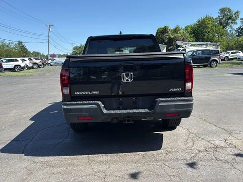 Used 2018 Honda Ridgeline Sport image 4
