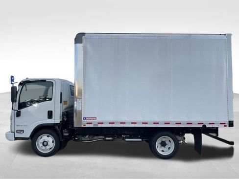 New 2025 Chevrolet Low Cab Forward 5500XG image 3