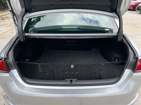 Certified 2024 Lexus ES 350 w/ Premium Package image 21