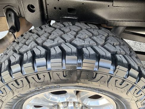 Used 2017 RAM 2500 Laramie AWD/4WD image 37