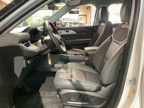 New 2026 Ford Explorer Active w/ Active Comfort Package image 12