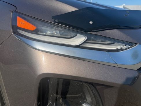 Used 2019 Hyundai Santa Fe Limited AWD/4WD image 28