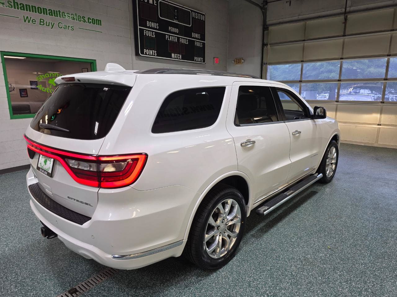Used 2018 Dodge Durango Citadel w/ Technology Group AWD/4WD image 6