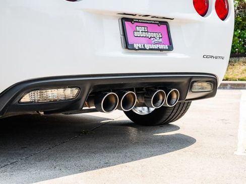 Used 2006 Chevrolet Corvette Convertible w/ Preferred Equipment Group image 28