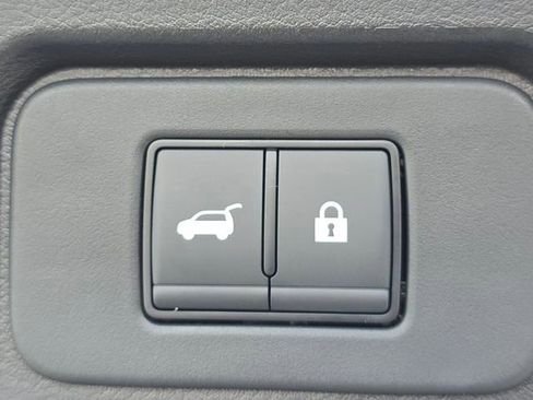 New 2026 Nissan Rogue SV w/ Cold Weather Package image 22