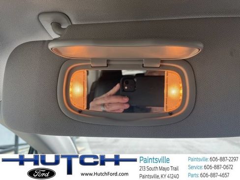 Used 2024 Chrysler Pacifica Touring-L FWD image 36