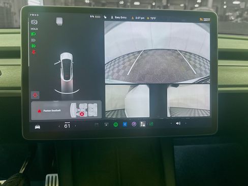 Used 2022 Tesla Model Y Performance AWD/4WD image 21