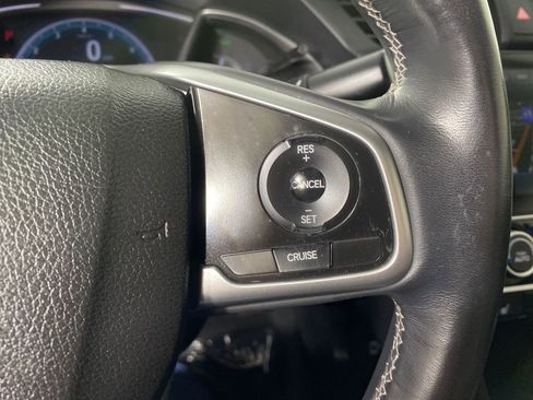 Used 2018 Honda Civic EX-L image 16