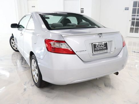 Used 2011 Honda Civic LX image 5