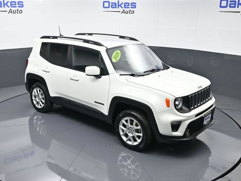 Used 2020 Jeep Renegade Latitude w/ Cold Weather Group image 42