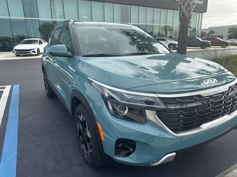 Used 2026 Kia Seltos EX FWD image 3