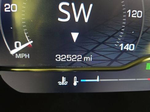 Used 2024 GMC Sierra 2500 AT4 w/ AT4 Preferred Package image 19