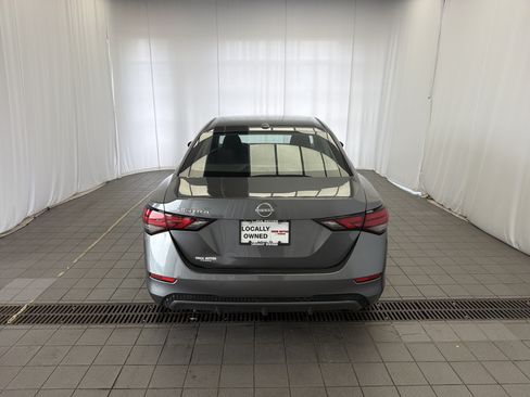 Used 2025 Nissan Sentra SV w/ All-Weather Package FWD image 5