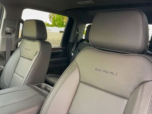 New 2026 GMC Sierra 3500 Denali w/ Denali Reserve Package image 21