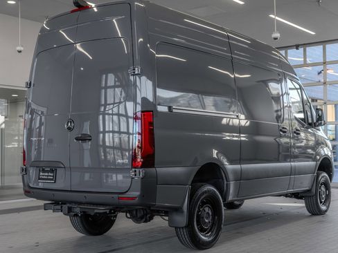 New 2025 Mercedes-Benz Sprinter 2500 image 30