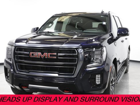 Used 2023 GMC Yukon XL AT4 image 3