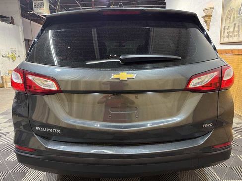 Used 2020 Chevrolet Equinox LS image 4