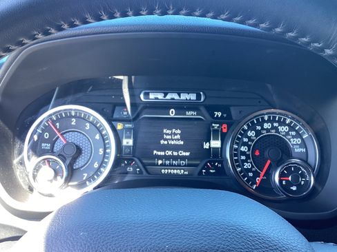 Used 2024 RAM 2500 Big Horn w/ Safety Group image 31