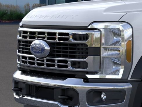 New 2026 Ford F550 4x4 Regular Cab Super Duty image 17
