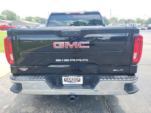 Used 2025 GMC Sierra 1500 SLT AWD/4WD image 14